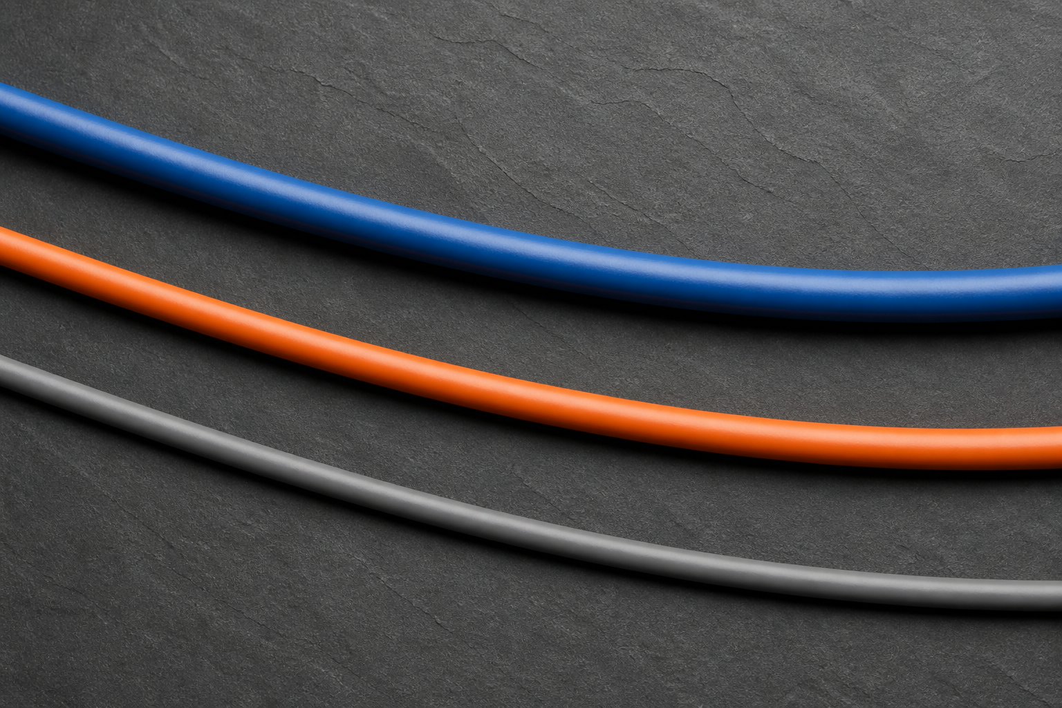 Illustrative Darstellung zum Ratgeberthema Elektroinstallation: Kostenfaktoren und Angebotsumfang verstehen